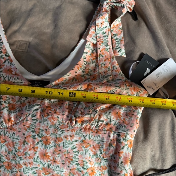 Floral Sleeveless Dress - Picture 6 of 7